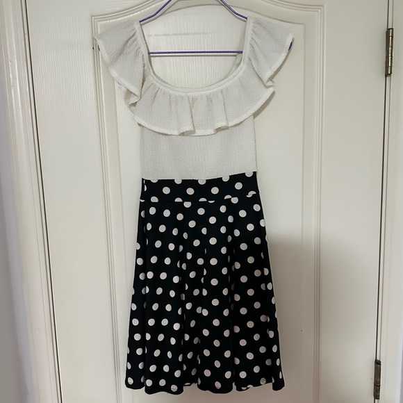 Propose Style Polka Dot dress - Picture 1 of 3